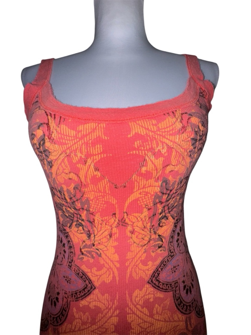 Vtg FANG Womens Medium Red Orange Graphic Ribbed Tank Top‎ Y2K 2000 - Picture 3 of 10